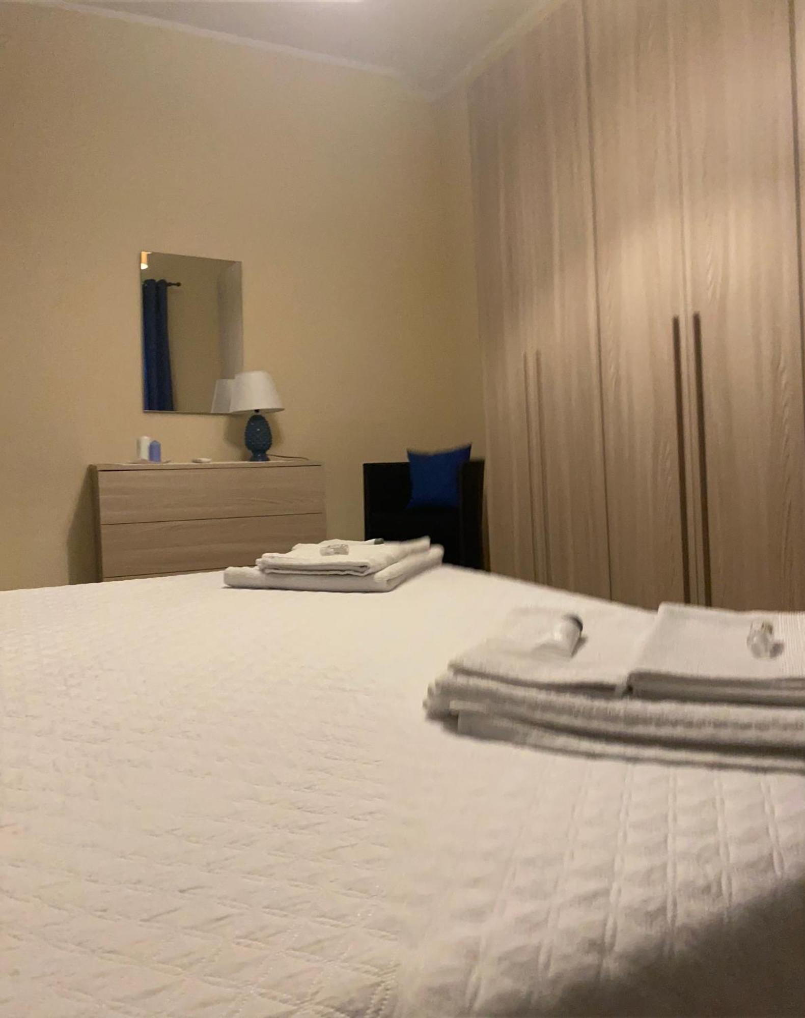 Casa Dominique Apartment Чефалу Екстериор снимка