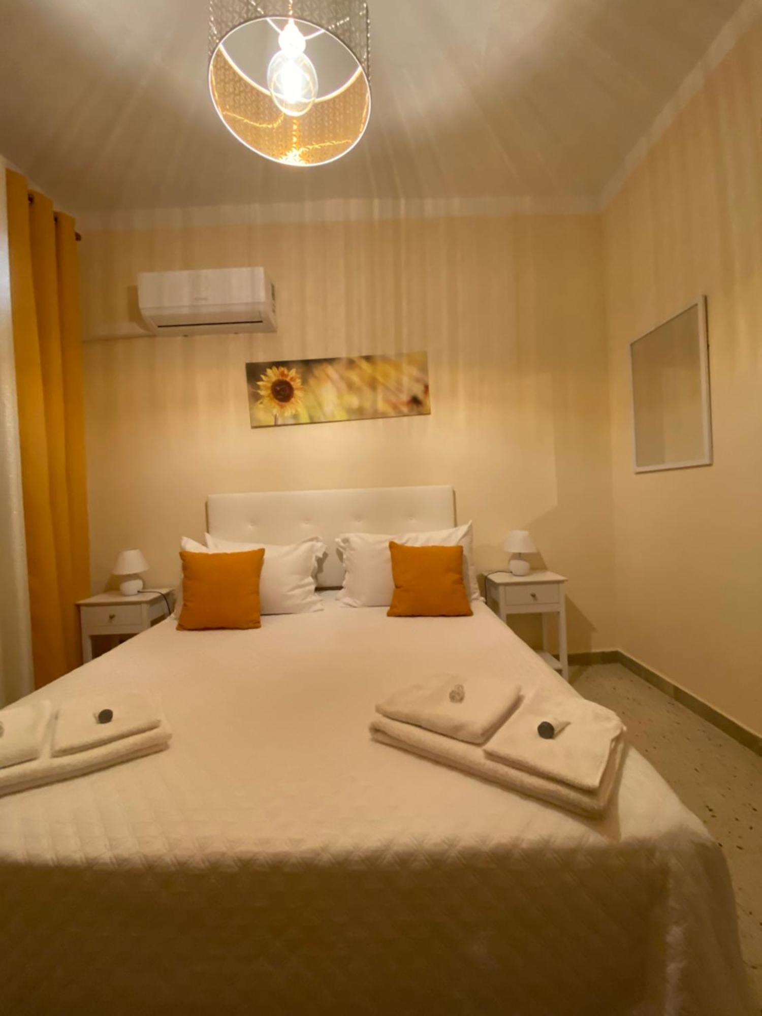 Casa Dominique Apartment Чефалу Екстериор снимка